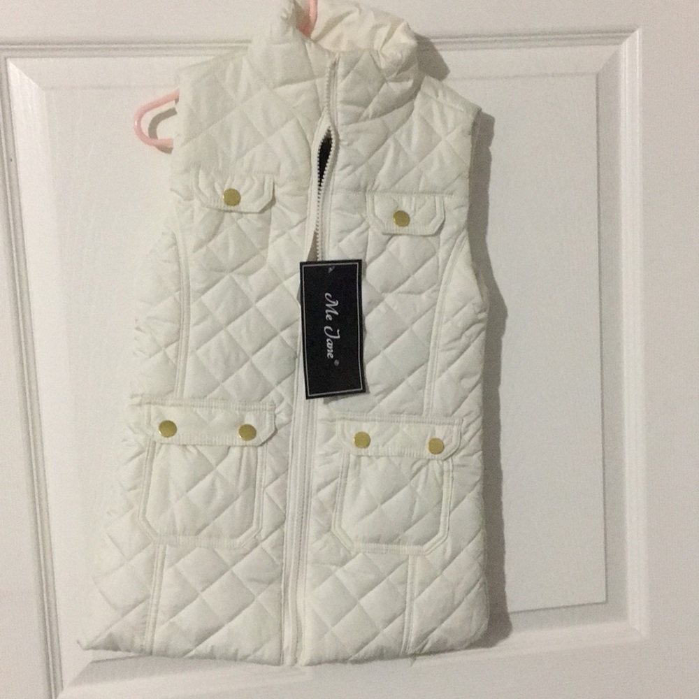 White vest
